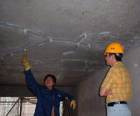地下室顶板裂缝补漏施工